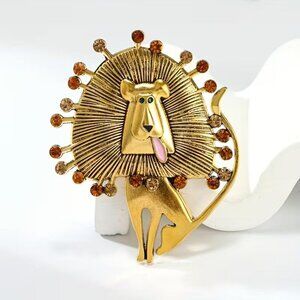 *NWOT* IS IT A DOG OR IS IT A LION? SHADES OF TOPAZ RHINESTONE MANE PIN 64